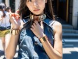 街中で、手錠で拘束される女性　東京都　東大和市　2026年05月03日